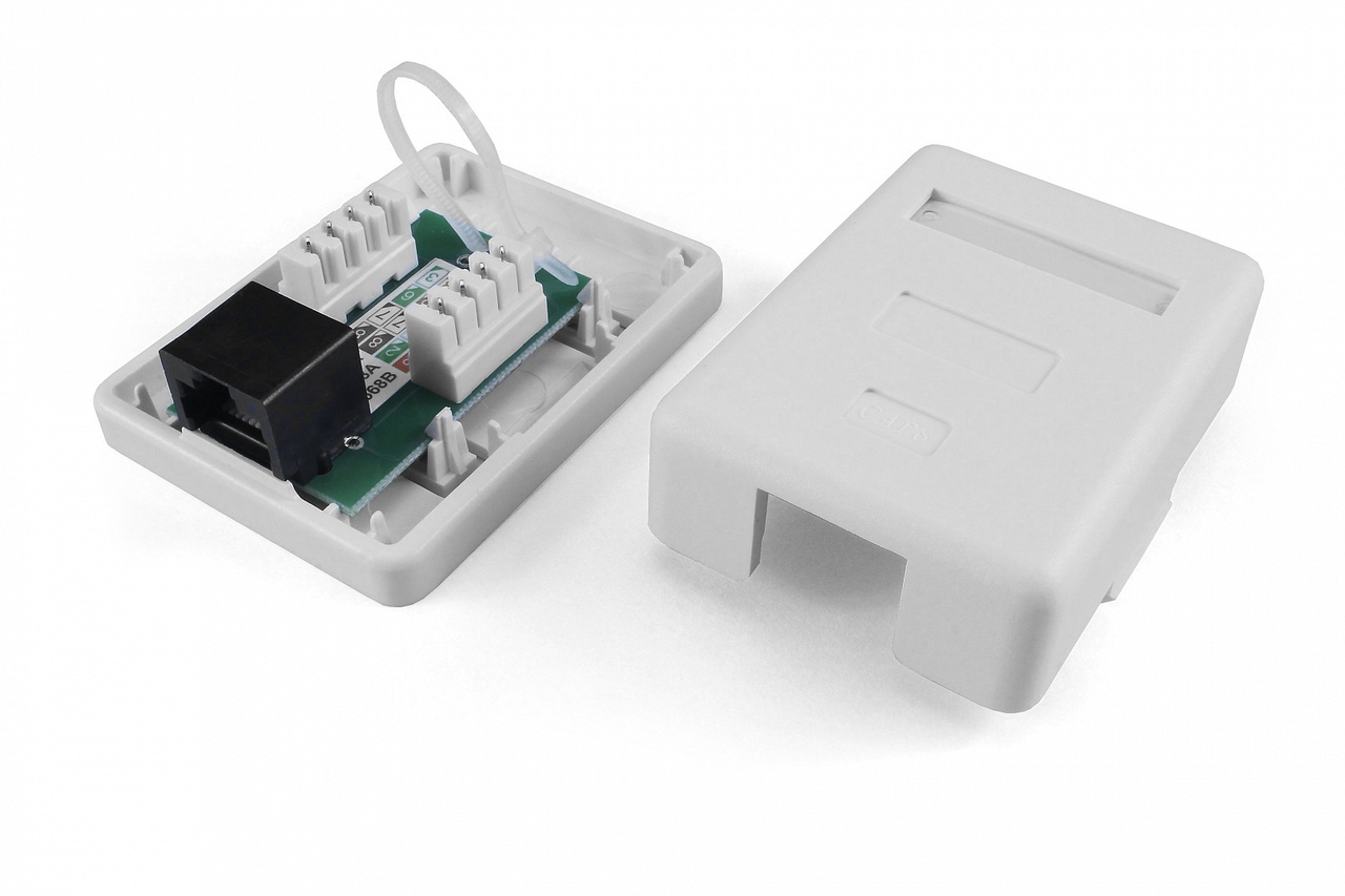 Сетевая розетка, накладная CAT6 FTP-RJ45, 1 портовая